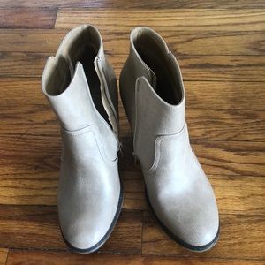 Beige Rock & Candy booties